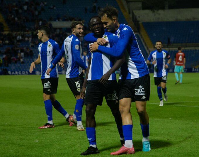 Ketu y Mangada, en un partido disputado en el Rico Pérez