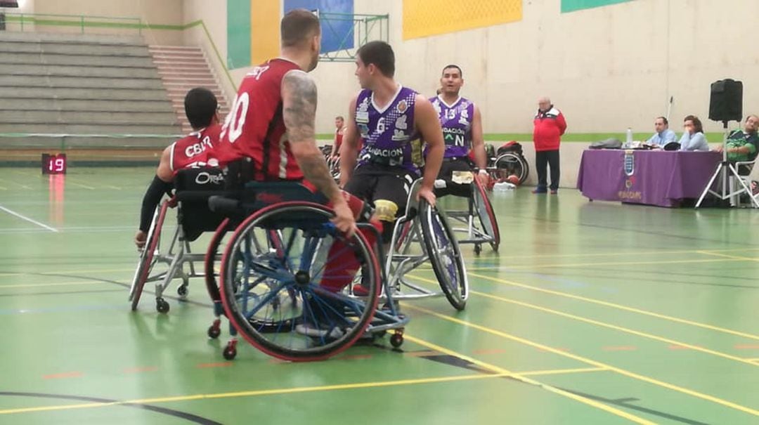 El baloncesto en silla de ruedas ha sido protagonista del deporte en Medina del Campo