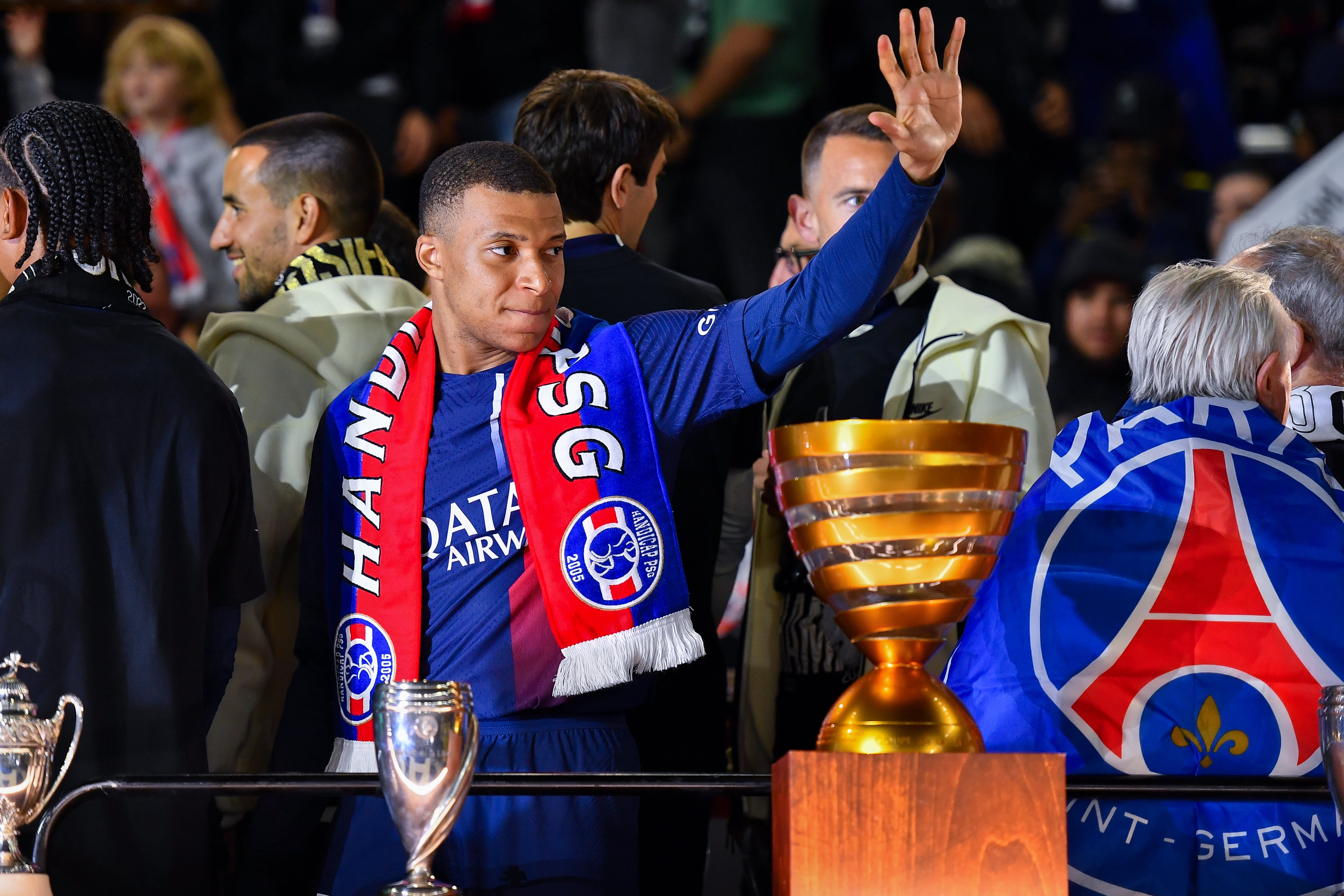 Mbappé se despide del PSG con la Copa de Francia tras vencer al Olympique de Lyon por 1-2