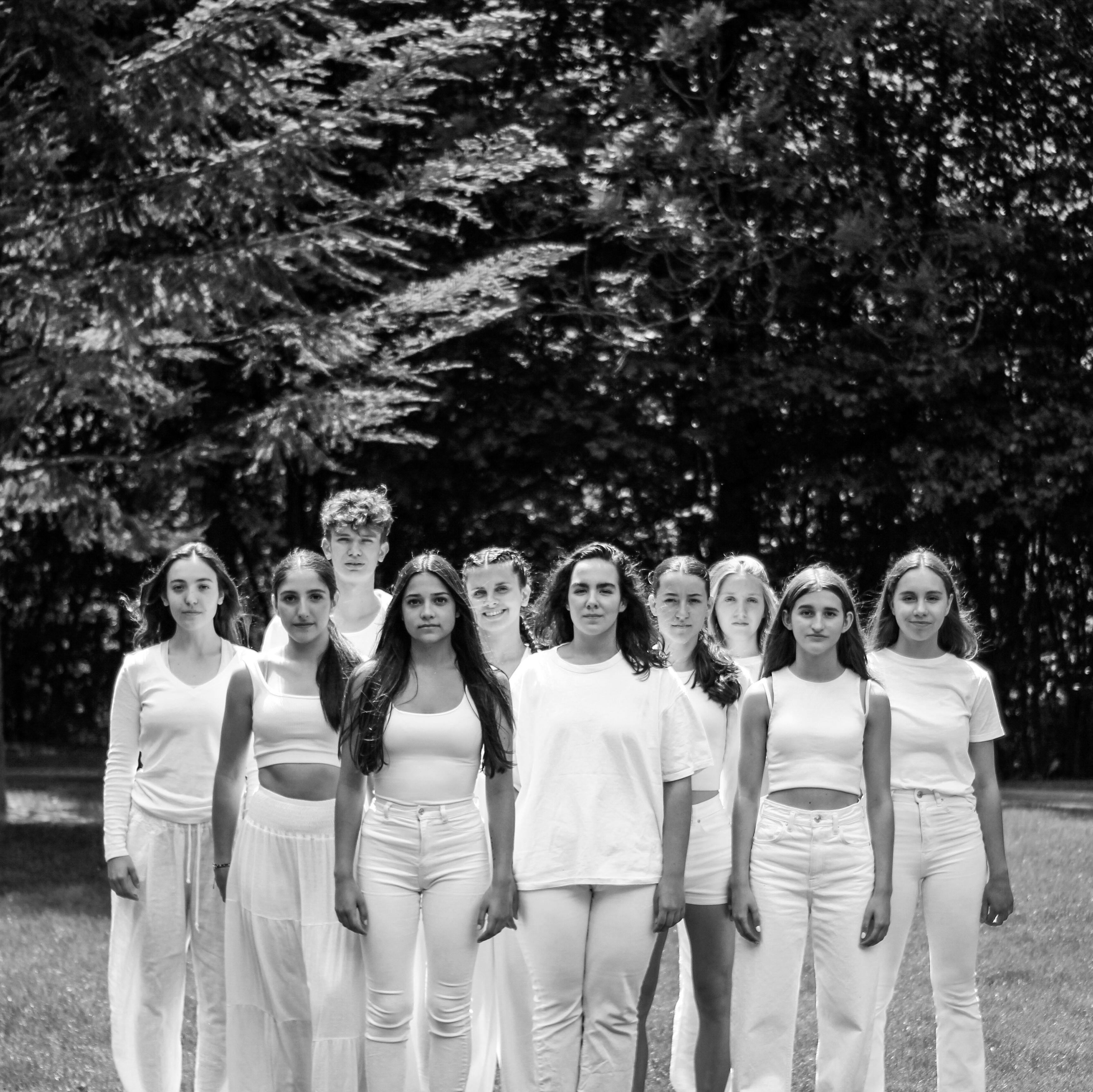 Els integrants de la Jove Companyia Nacional de Dansa