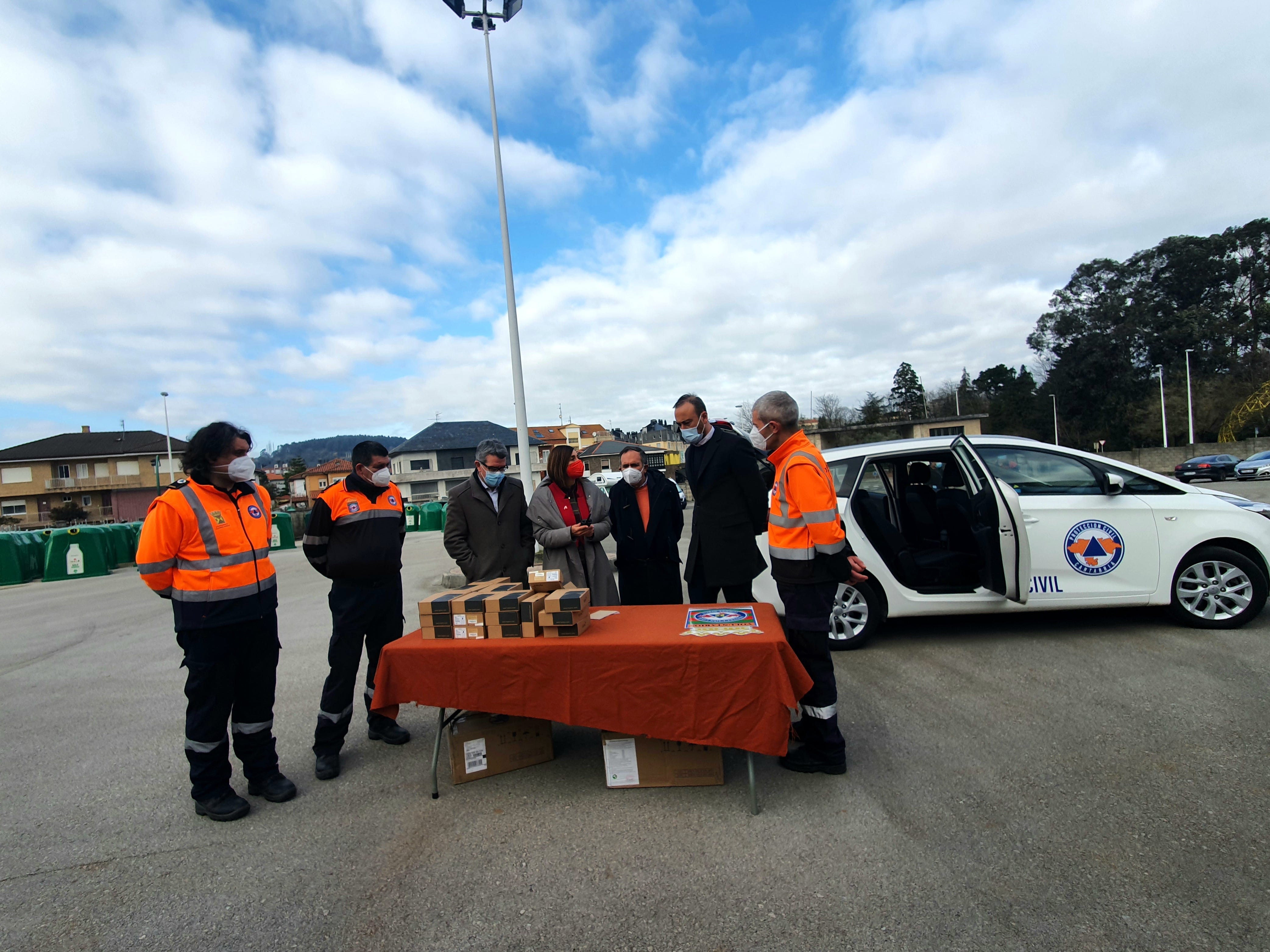 Voluntarios de la Agrupación de Protección Civil de Torrelavega