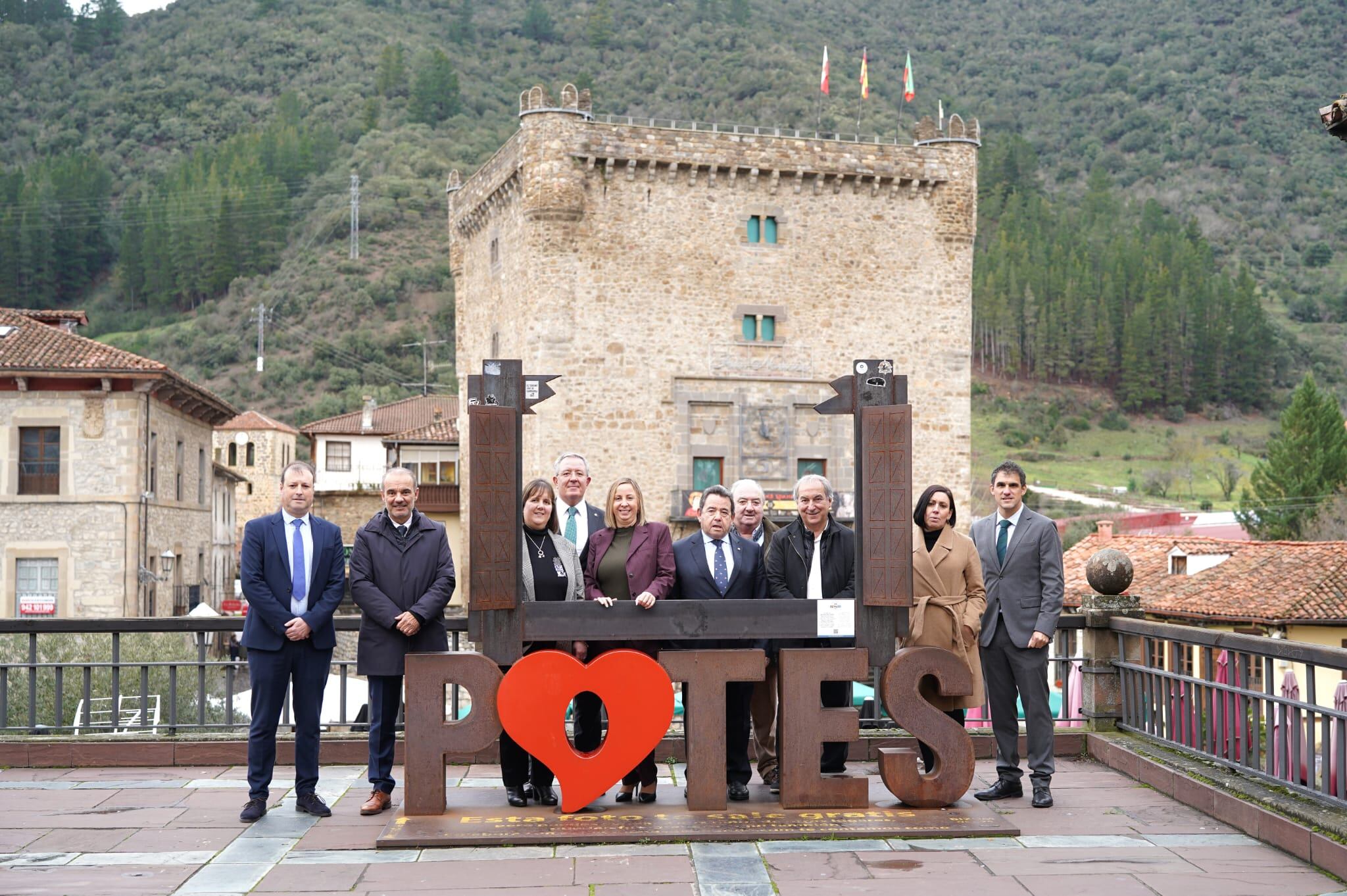 Inauguración oficina Potes Caja Rural de Asturias