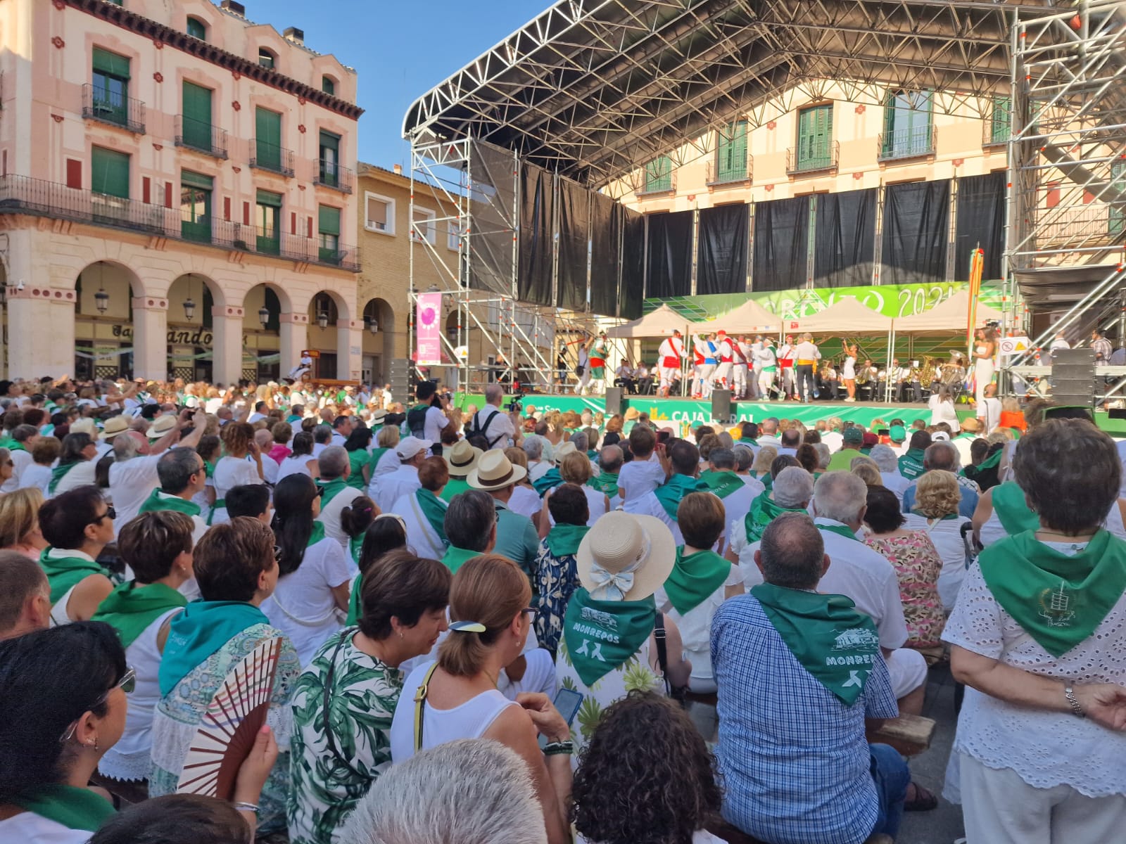 La fiesta del comercio volvía a ser multitudinaria