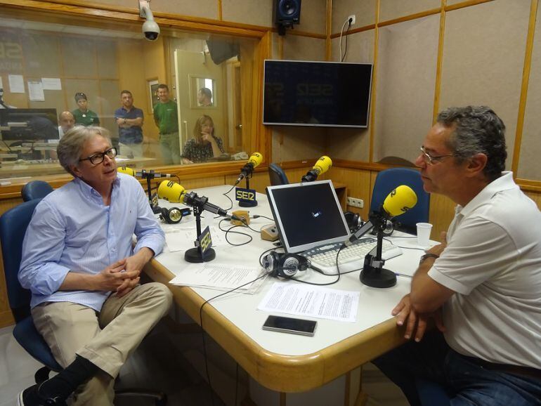 Guillermo Antiñolo durante la entrevista con Salomón Hachuel en Hoy por Hoy Sevilla