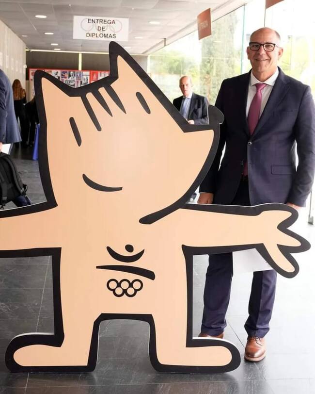 Elu Mancebo en l'homenatge