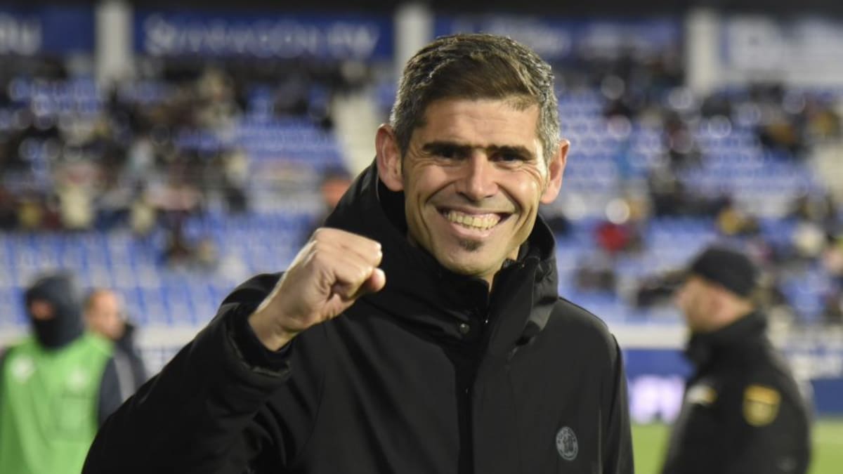 Antonio Hidalgo en Carrusel Deportivo Huesca tras la victoria ante el Éibar