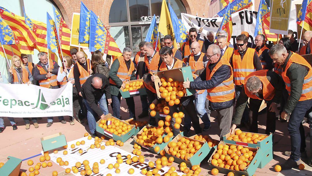 Movilización agricultores en el puerto de Castellón. Imagen de archivo