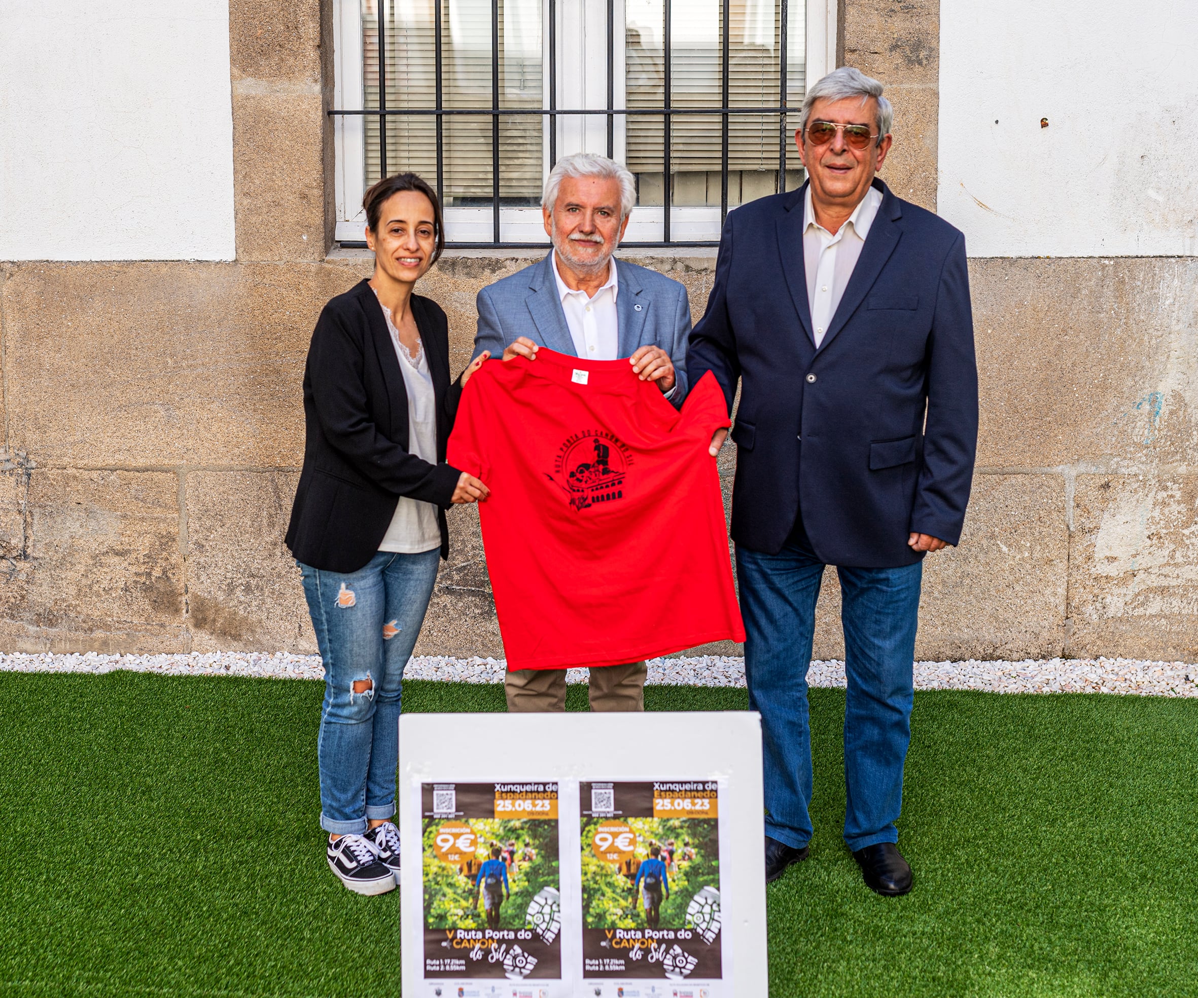 Presentacación da V Ruta Porta do Canon do Sil. Participan Rosendo Fernández (Vicepresidente da Deputación Ourense), Carlos Gómez Blnaco (Alcalde de Xunqueira de Espadanedo) e María Alonso Conce (Presidenta da Asociación Cultura Os Xuncos - Xunqueira de Espadanedo).