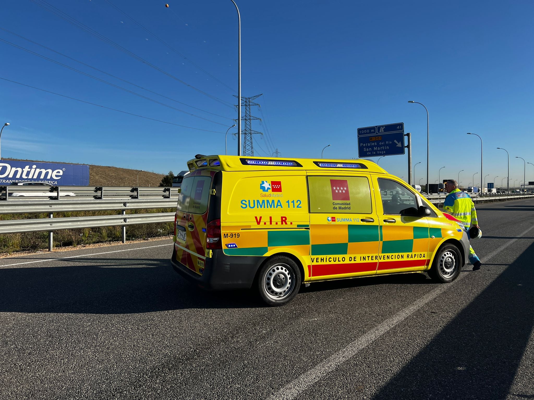 El hombre ha resultado herido grave y la Policía investiga las causas del suceso