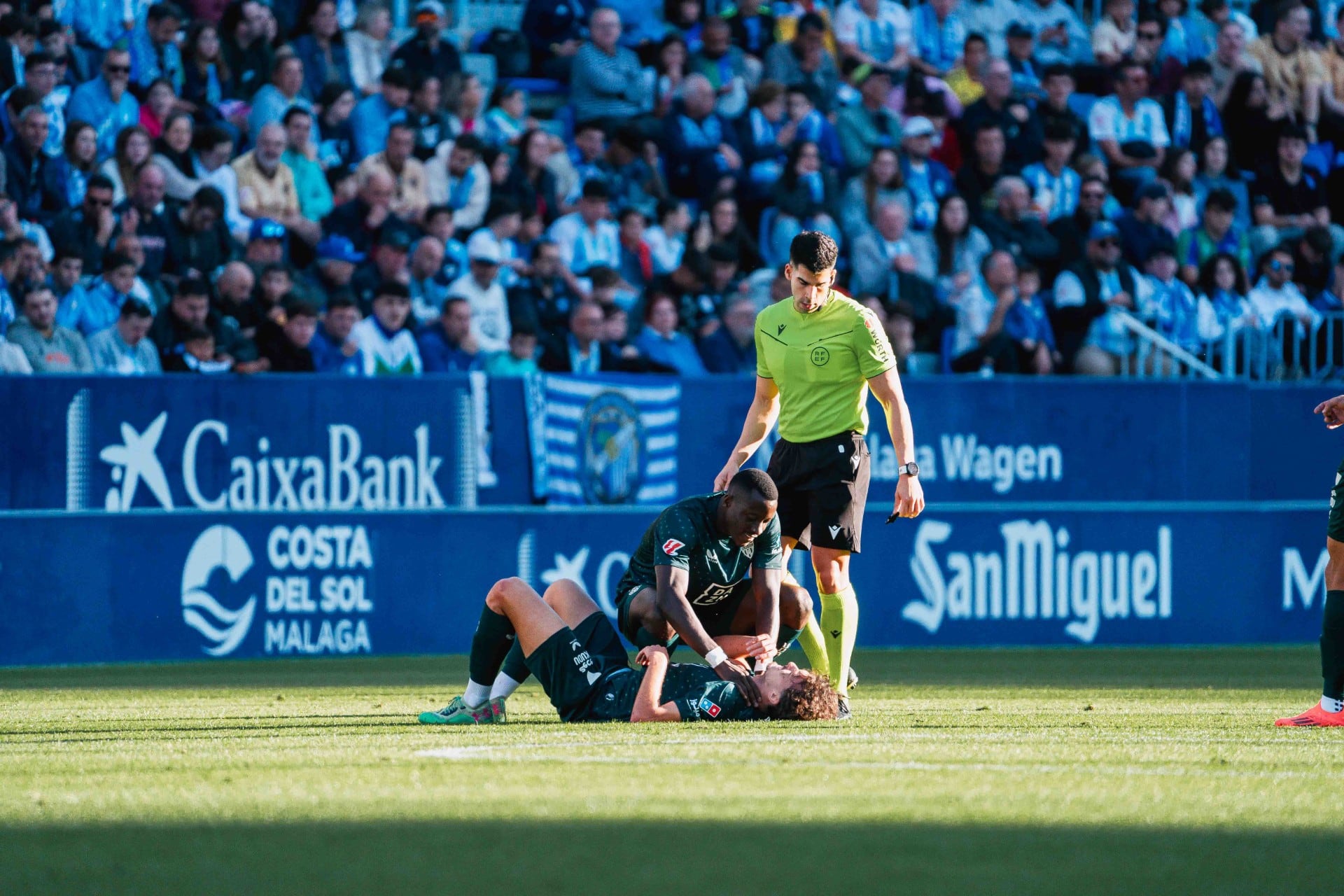 En La Rosaleda no hubo un mismo rasero para los dos equipos.