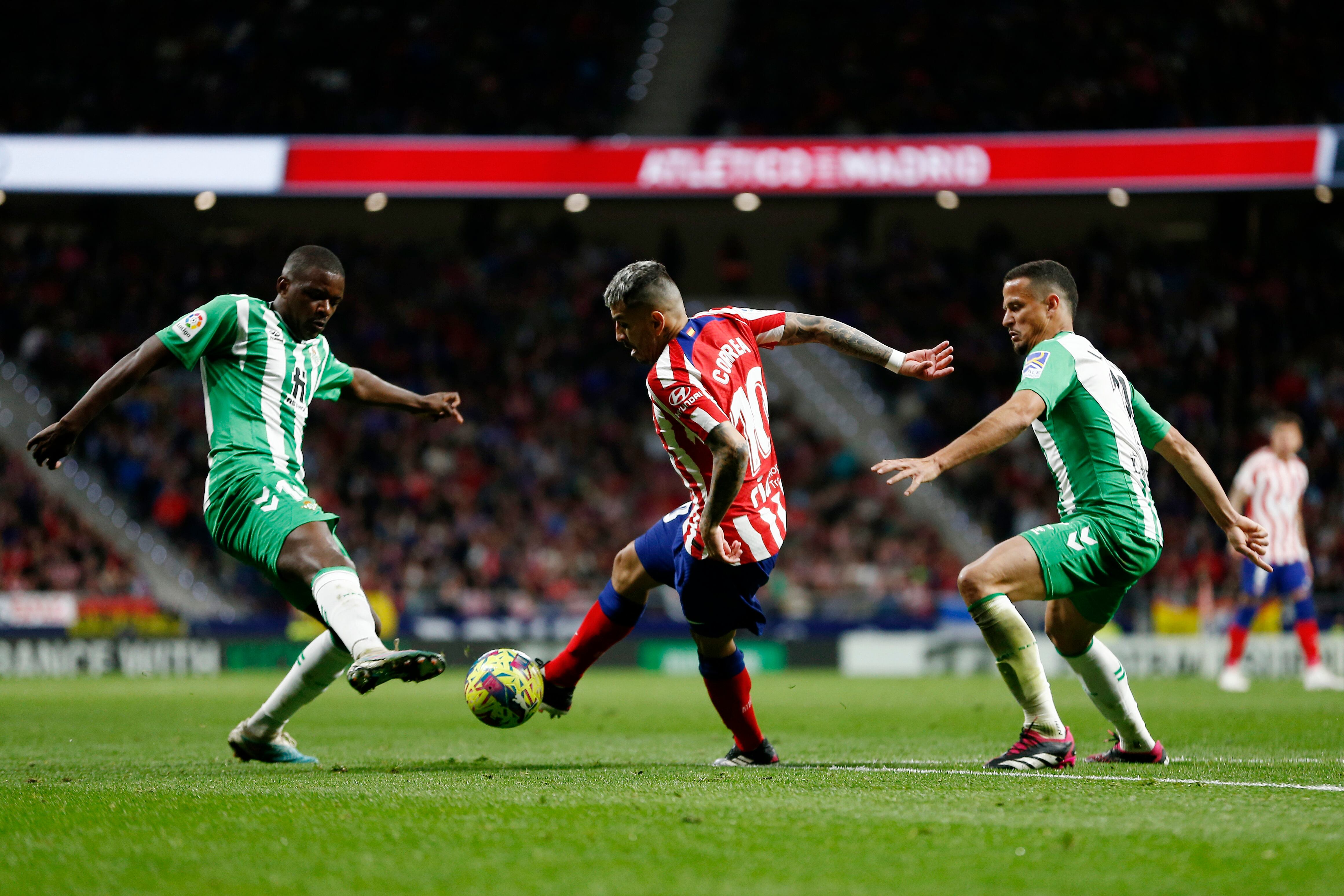 Correa, durante el partido.