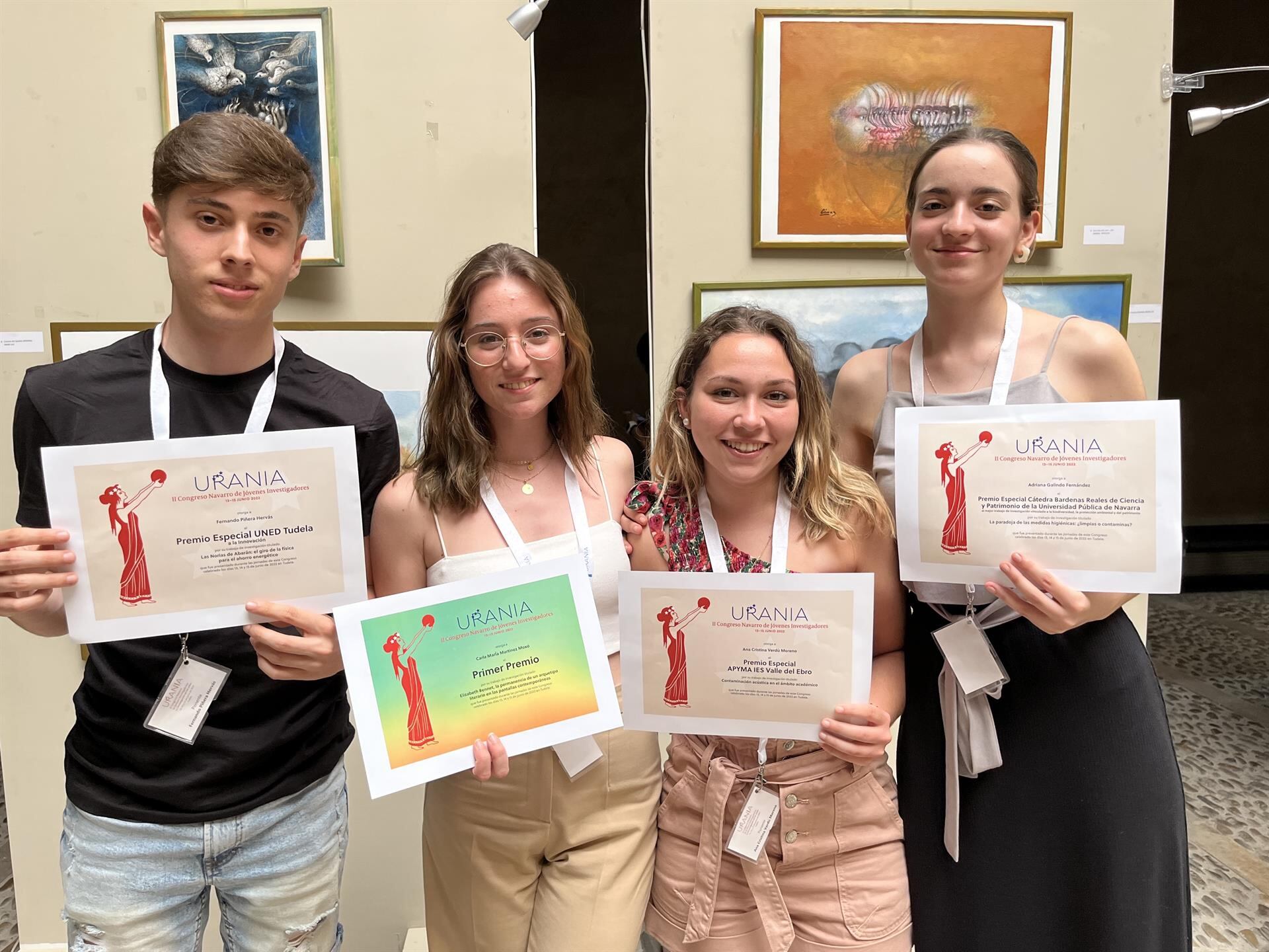 Carla María Martínez Moxó, alumna del IES Los Albares de Cieza, con otros premiados de la Región de Murcia