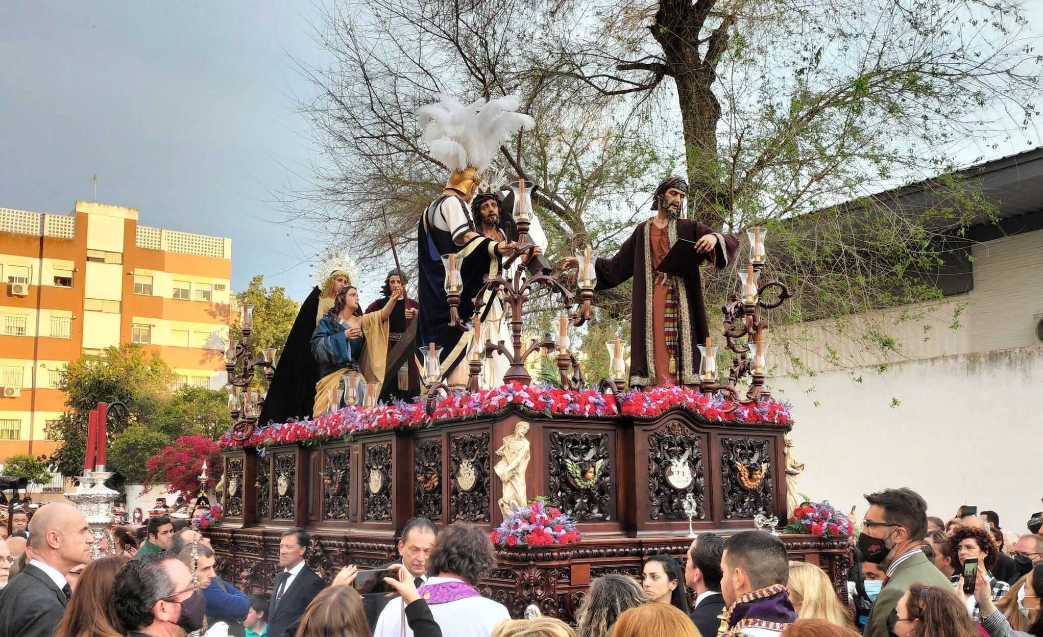 Paso de misterio de Nuestro Padre Jesús de la Bendición en el Santo Encuentro y Santa María de la Esperanza en su Soledad en su salida procesional del pasado Viernes de Dolores