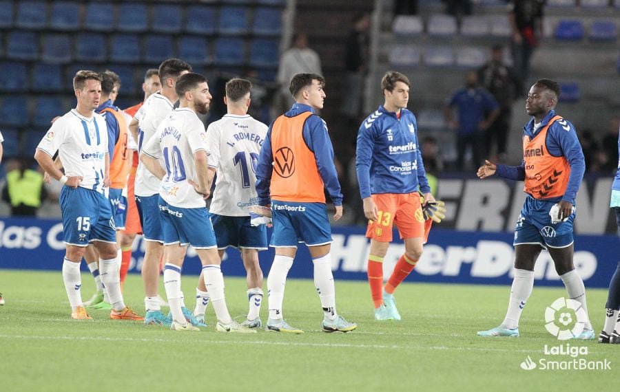 El Tenerife perdió ante el Oviedo su segundo partido en el Heliodoro en lo que va de temporada,