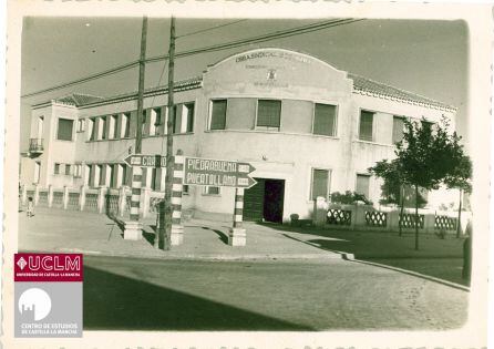 Edificio Obra Sindical 18 de Julio en Ciudad Real, Consultorio Sanatorio, agosto 1954