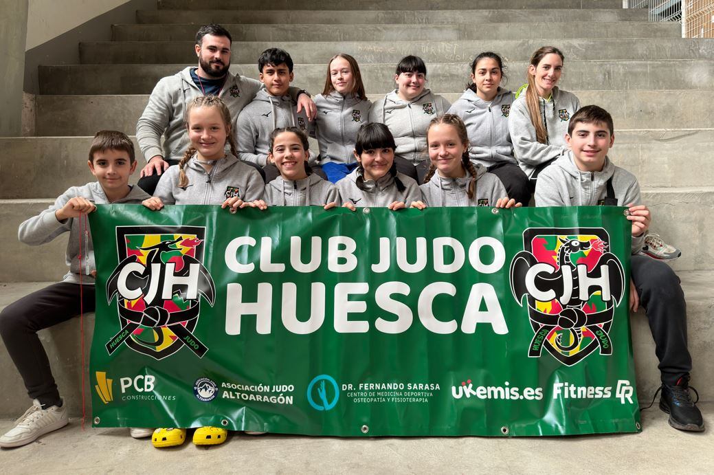 Equipo del Club Judo Huesca
