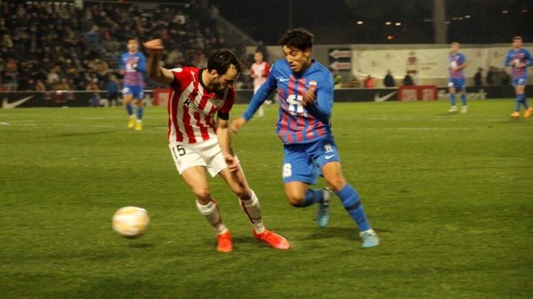 El Eldense aguantó bien los primeros 45 minutos