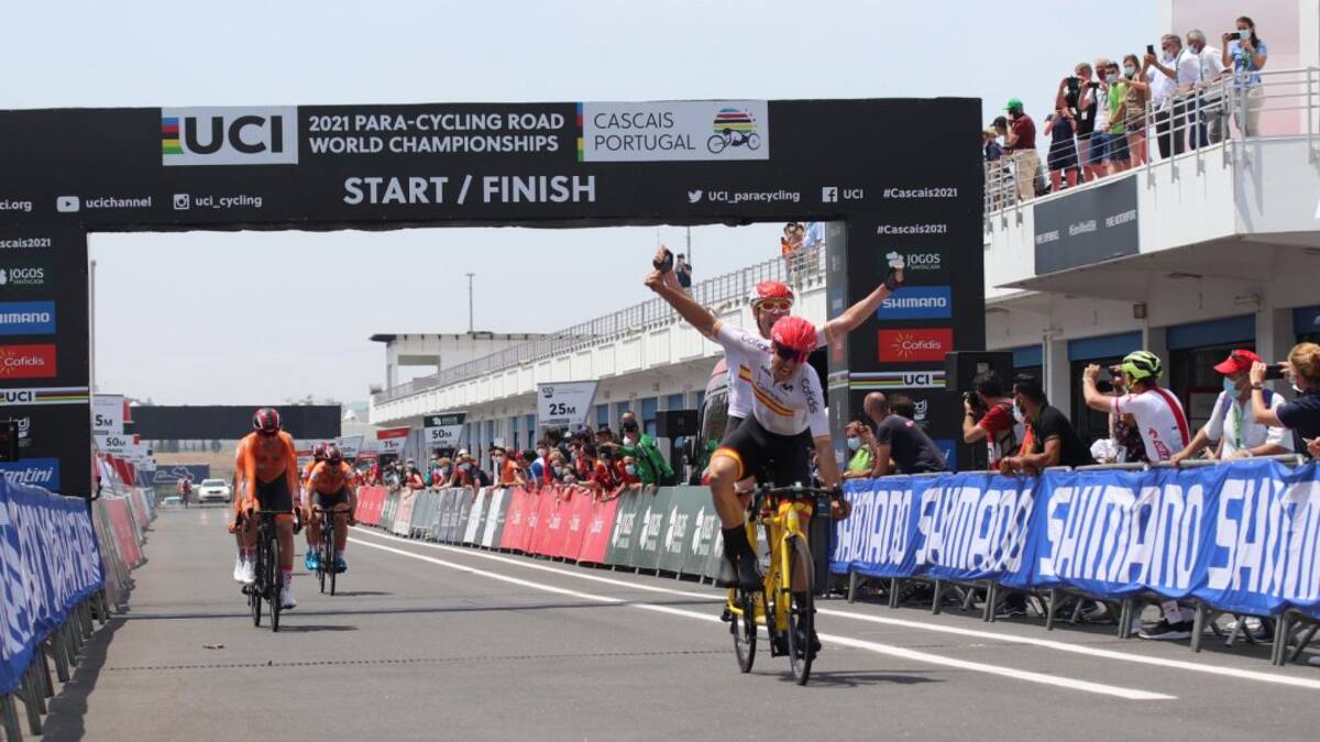 Noel Martín y Christian Vengé, campeones del mundo de ciclismo adaptado en ruta