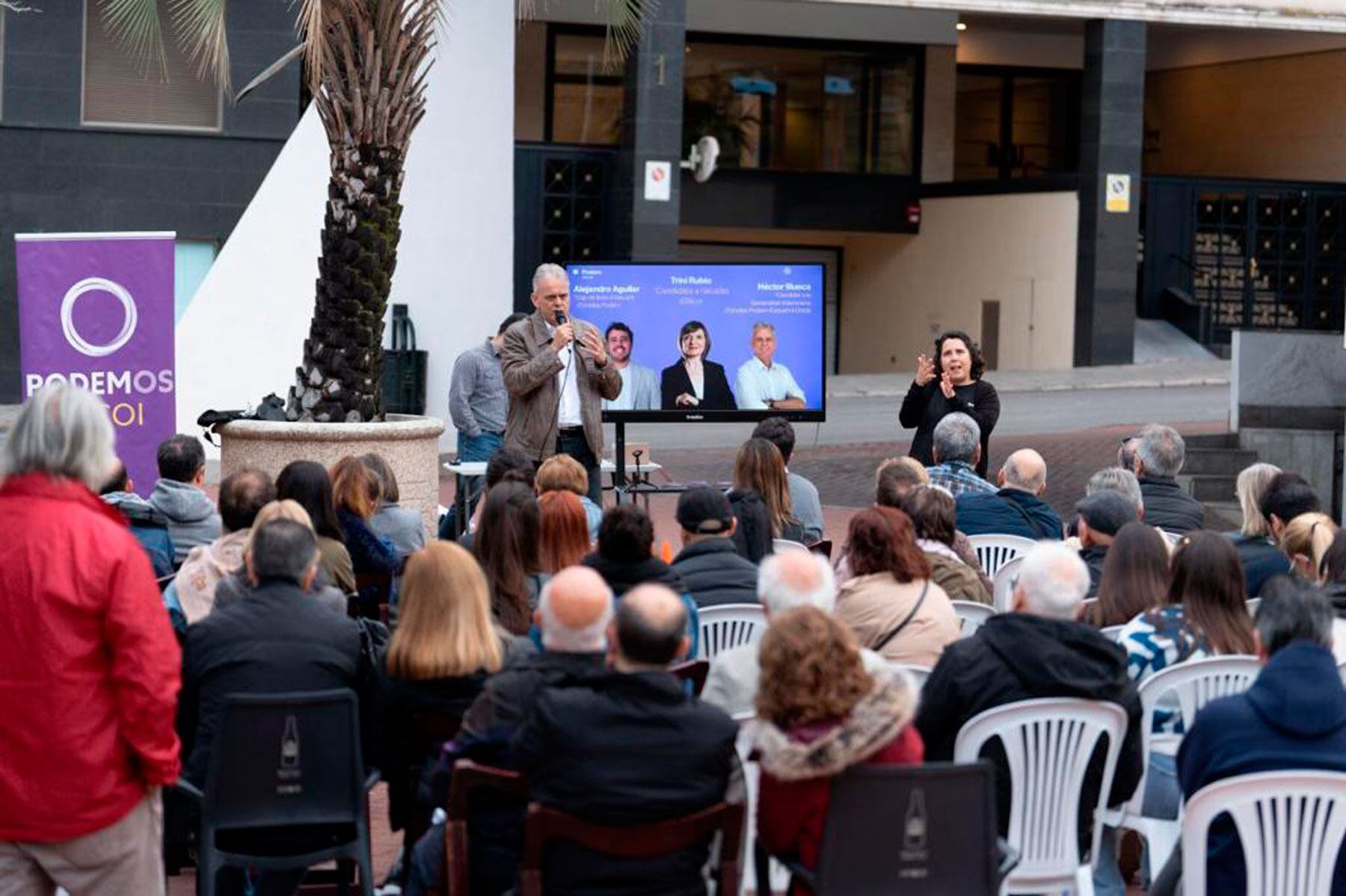Héctor illueca durante su participación en el acto central de la campaña de Podem Alcoi