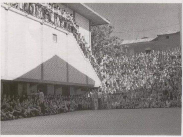 Un frontón a rebosar para presenciar los partidos del torneo Interpueblos de pelota en La Rioja | Fundación Caja Rioja