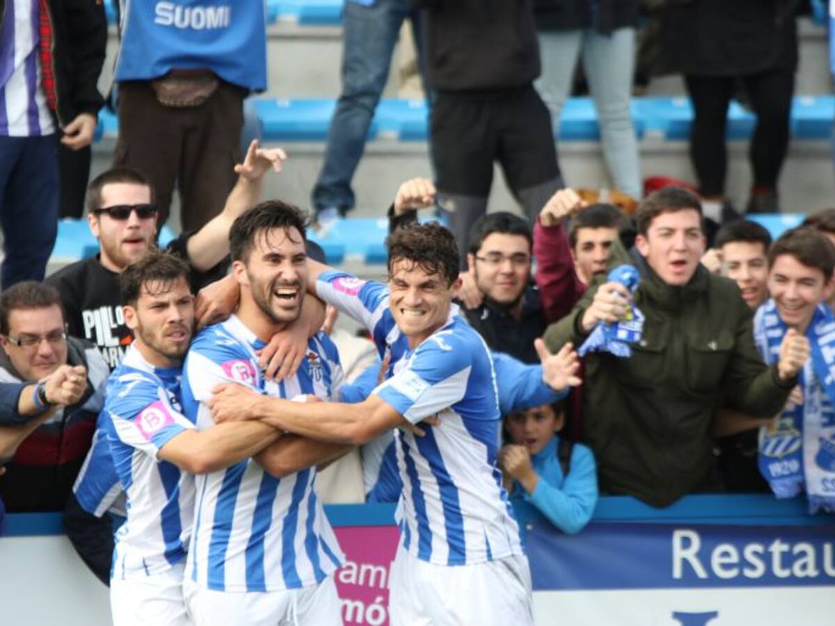 Debut soñado de Xisco Hernández