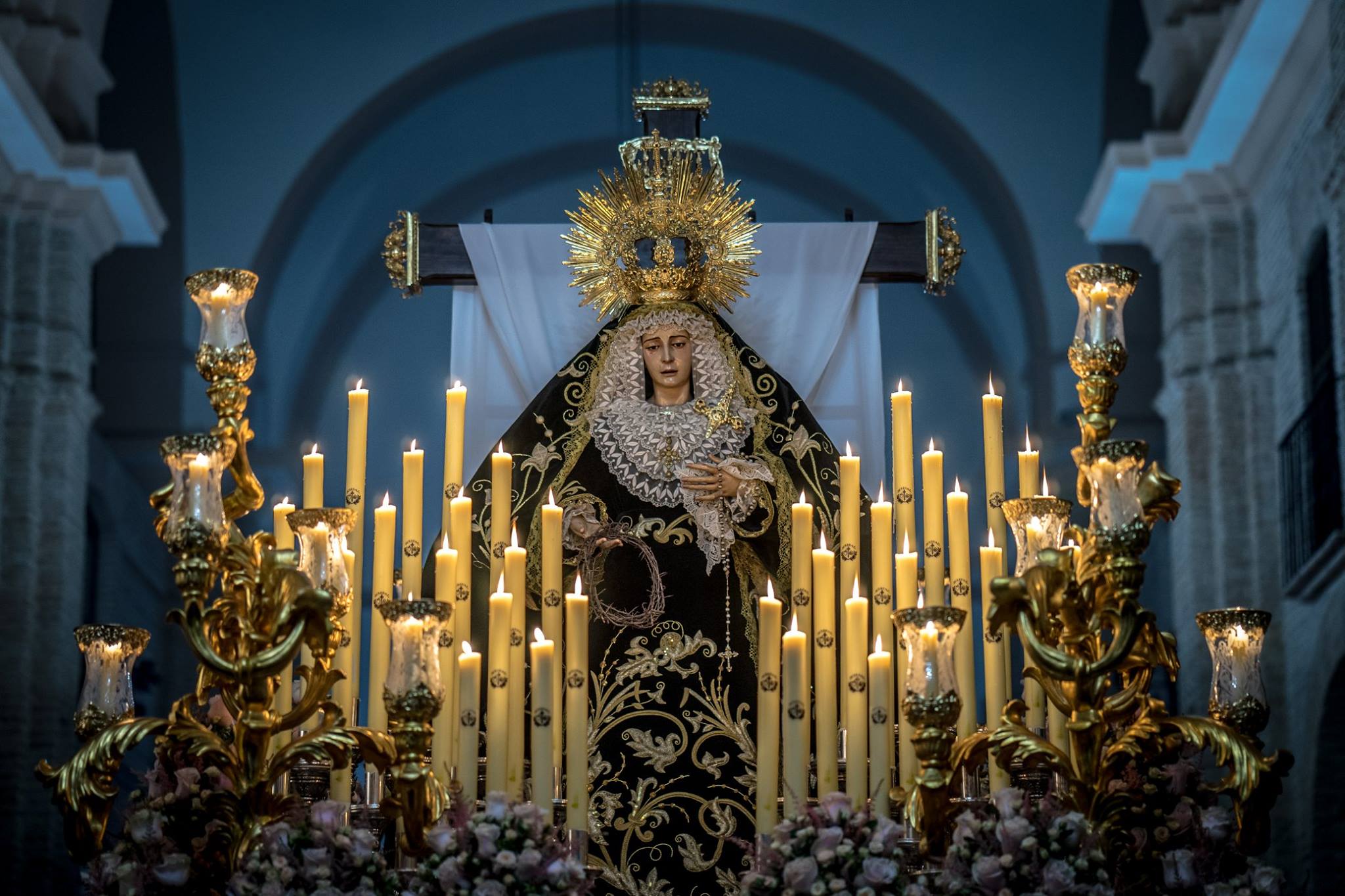 María Santísima en la Soledad de Ronda en su trono en el año 2019