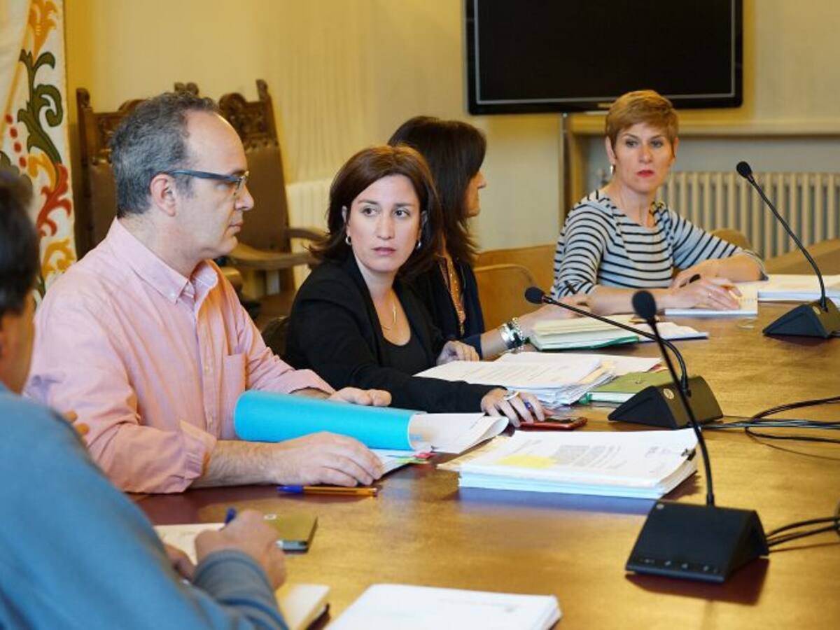 Aquavall reparará tuberías en 20 calles del centro y cortará tres meses la carretera de León