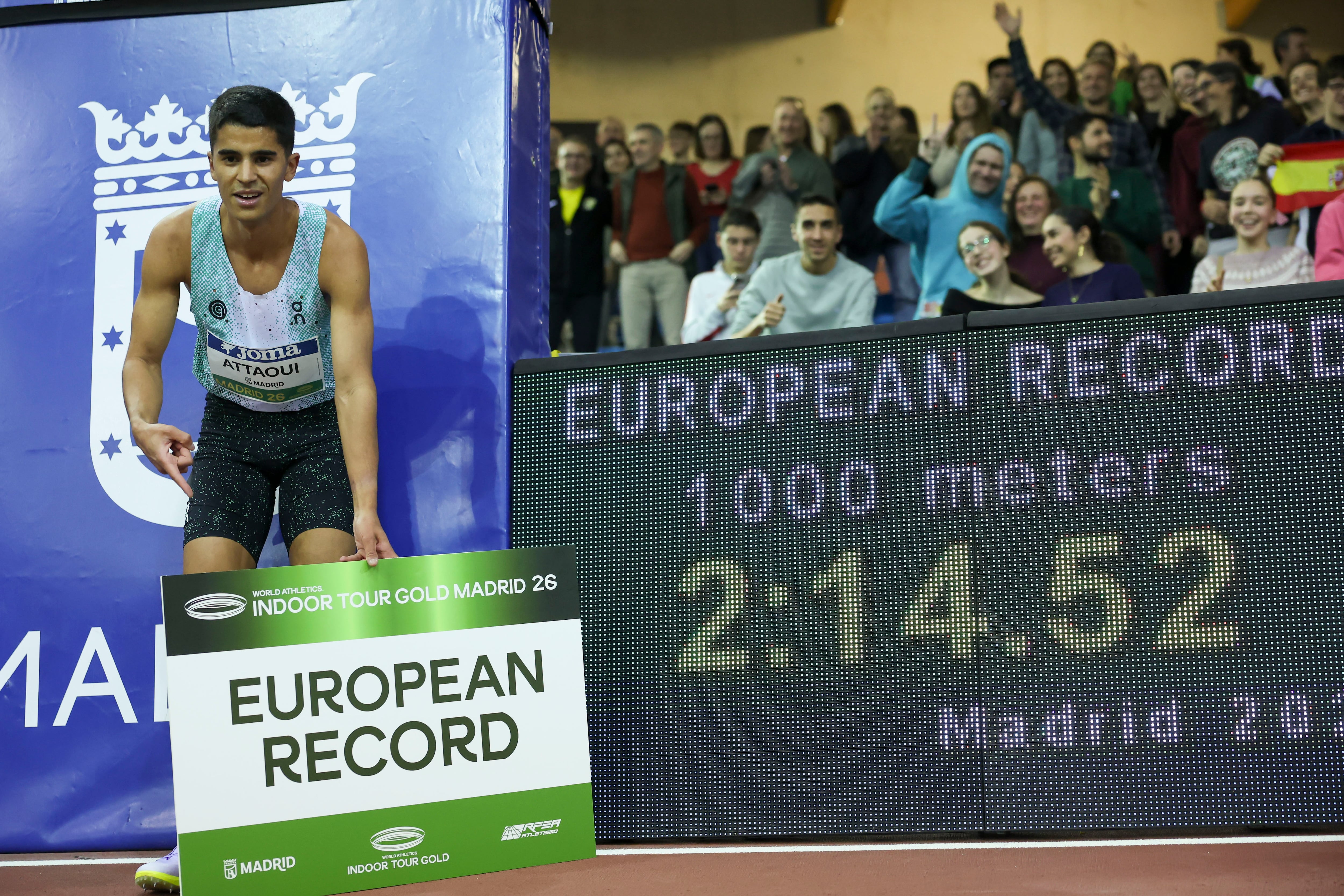 MADRID, 06/02/2026.- El atleta Mohamed Attaoui ka conseguido el récord europeo de los 100 metros, durante el World Indoor Tour Gold que se celebra este viernes en el Club Deportivo Municipal Gallur, en Madrid. EFE/Kiko Huesca