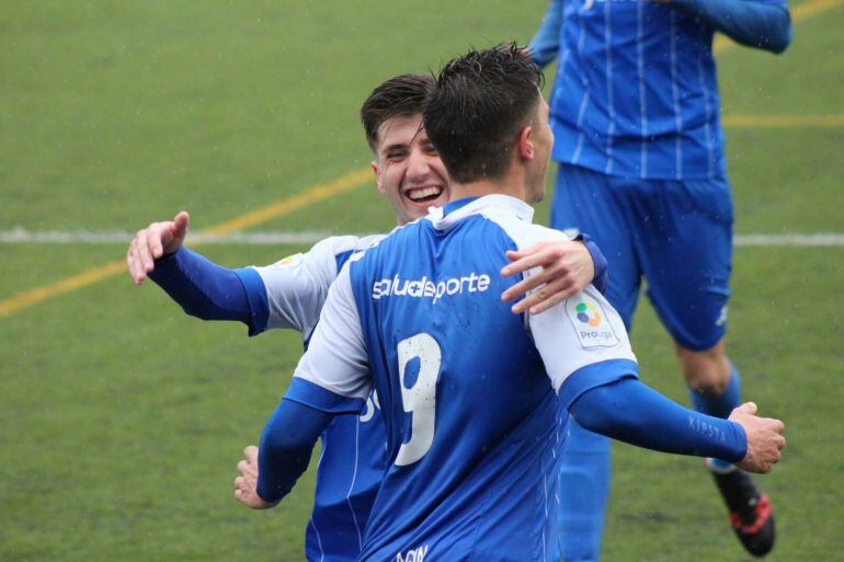 Canty celebrando el gol ante el Cádiz B 