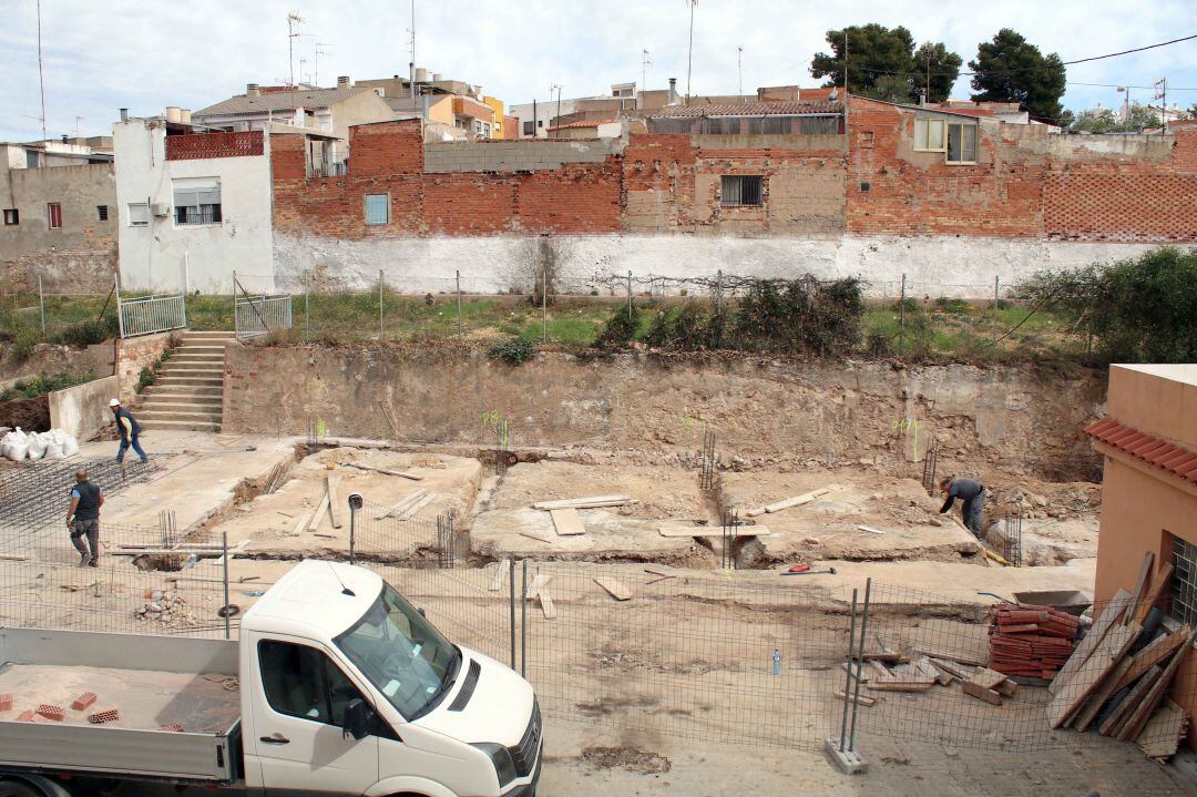 Obras de construcción aula de fontanería de Onda