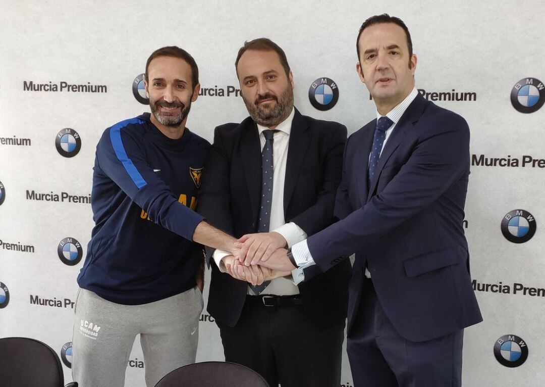 Sito Alonso ha ofrecido su rueda de prensa en el concesionario Murcia Premiun BMW 