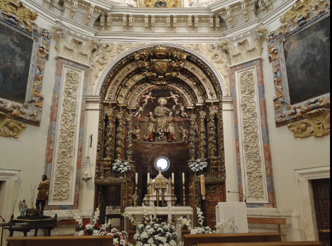 Retablo de la iglesia de San Pedro Regalado en La Aguilera que ilustra el tríptico informativo del nuevo Curso de Historia y Patrimonio en Aranda