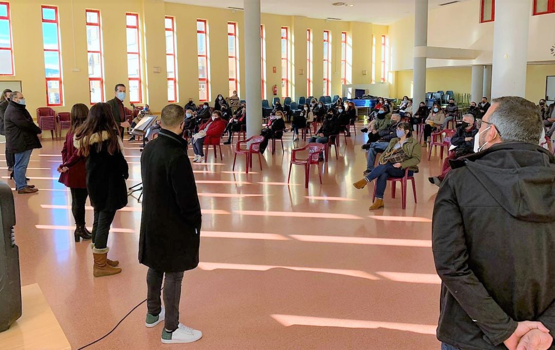 Recepción de contratados en el Centro Cívico de Elda 