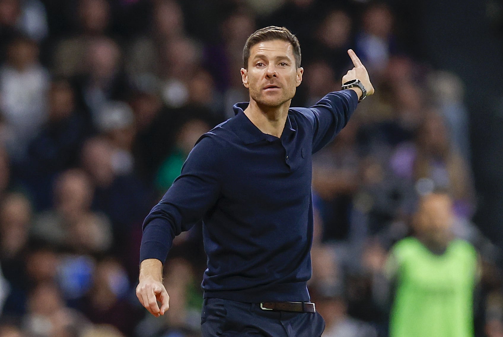 Xabi Alonso durante el partido frente al Valencia en liga