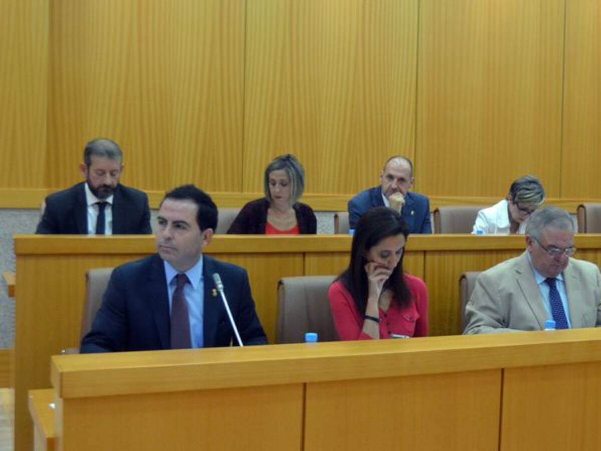 Polémica municipal sobre los Autobuses Urbanos y la concesión del Servicio