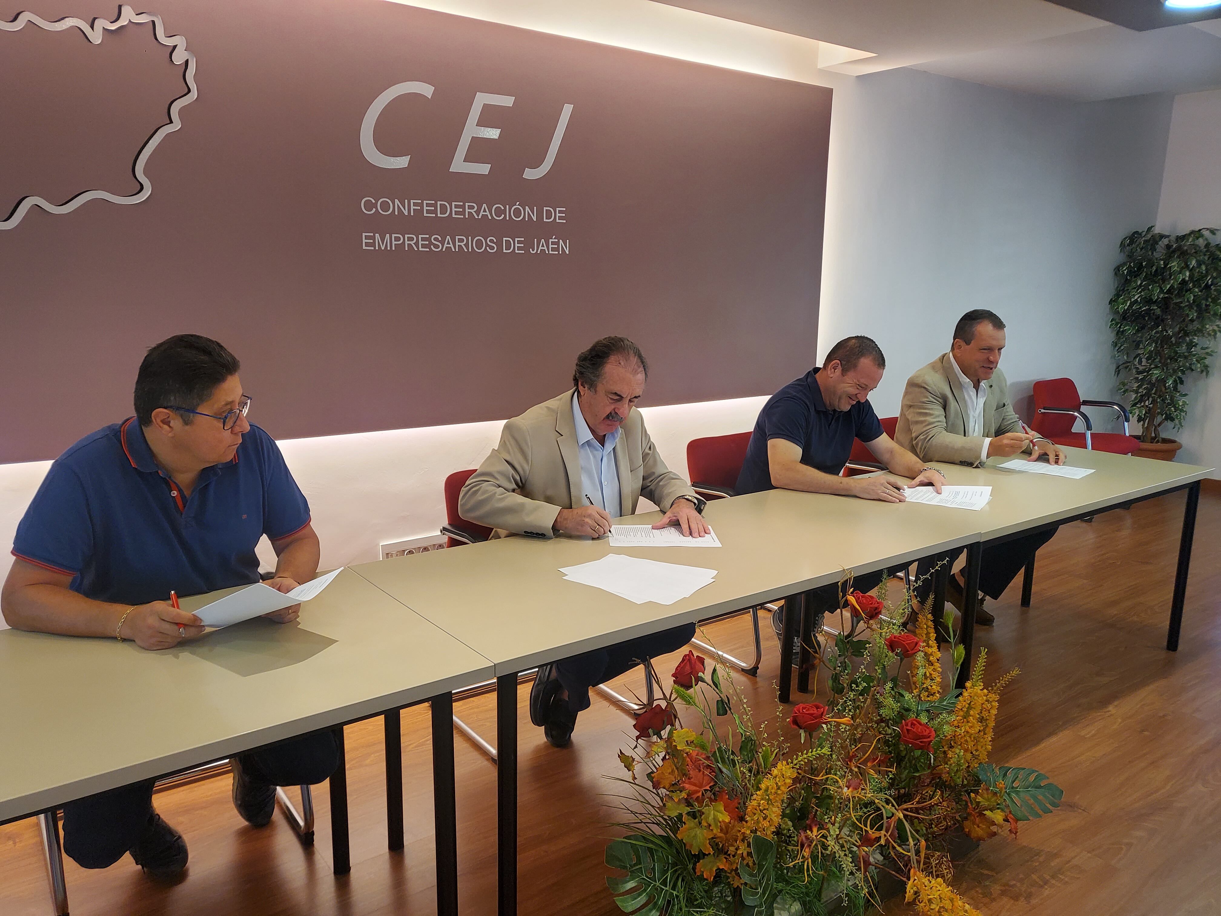 Firma de las nuevas tablas salariales del sector de la Construcción.