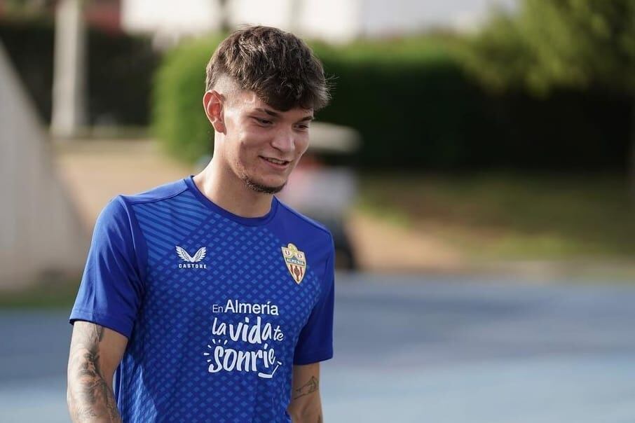 Arnau Solá se marcha cedido al Villarreal B.