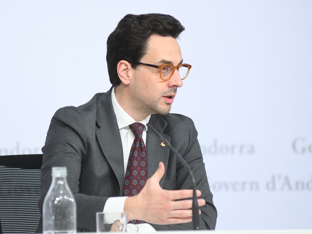 El Govern dona per fet que l'avortament o l'habitatge seran presents en la vista de Macron