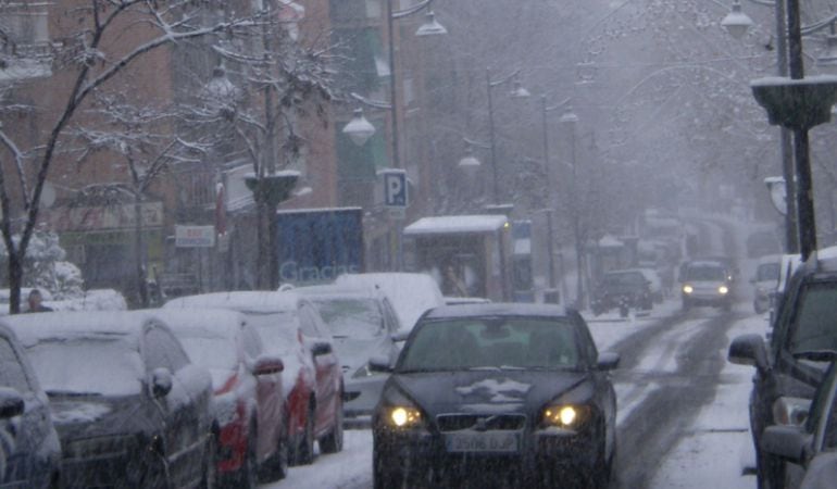 Ante la previsión de nevadas, se recomienda extremar la precaución al viajar por las carreteras de la región 