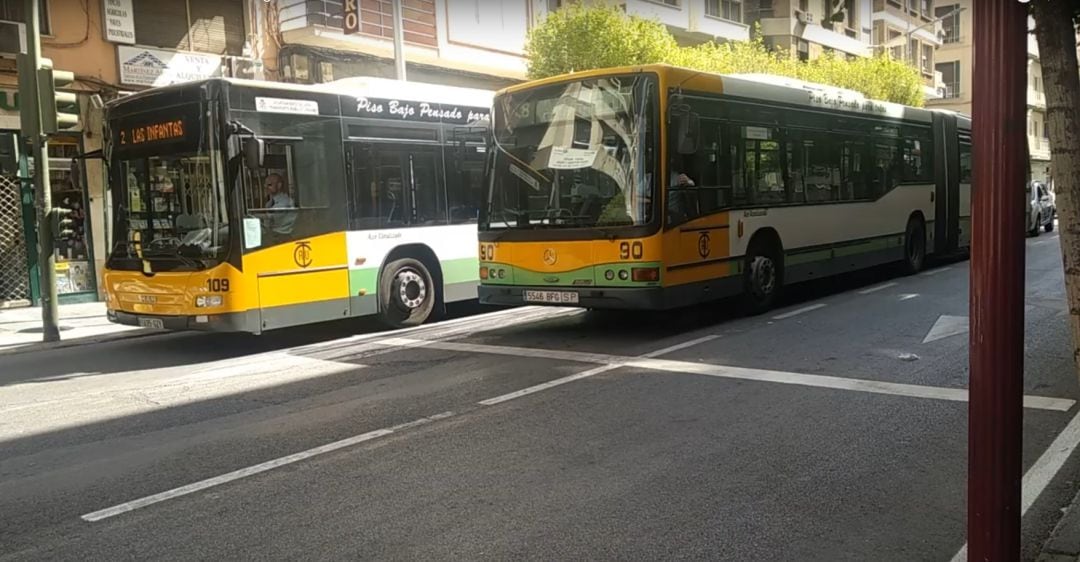 La huelga de Autobuses Castillo podría desconvocarse si la empresa que gestiona el servicio paga puntualmente a los trabajadores