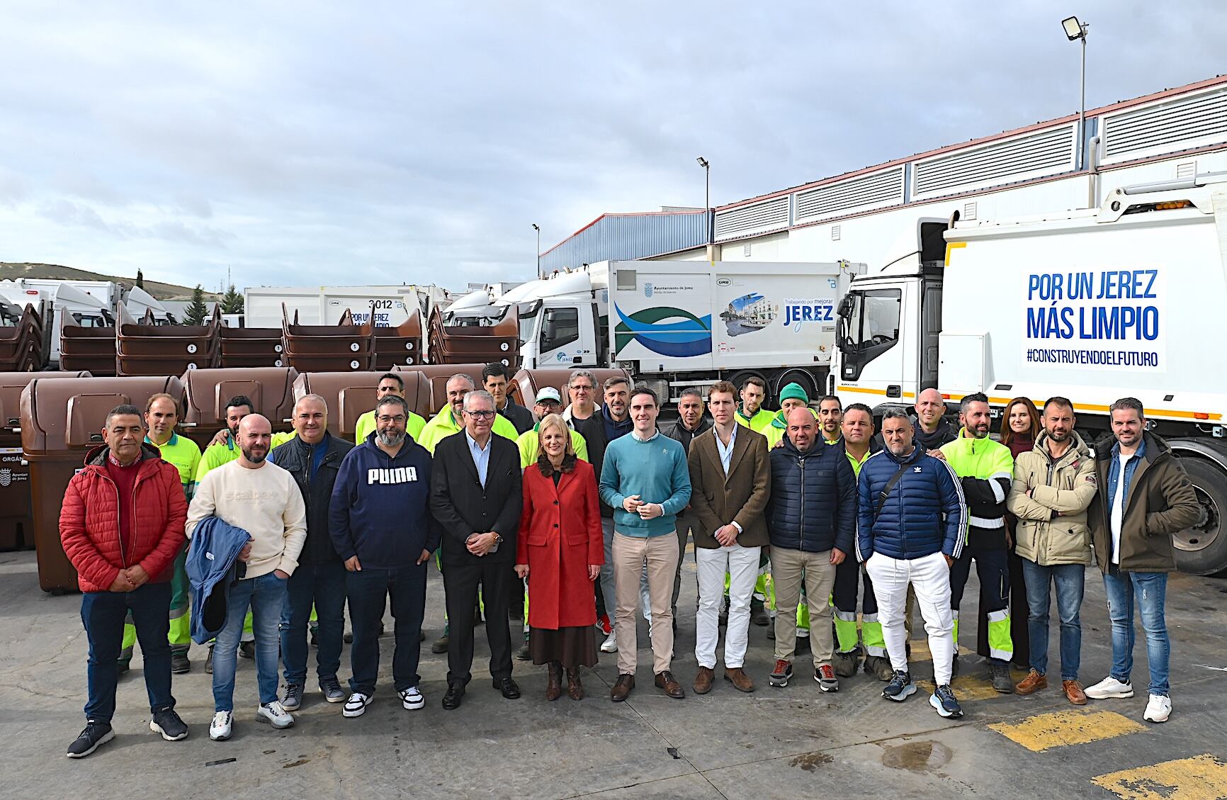 Presentación de la implantación del quinto contenedor