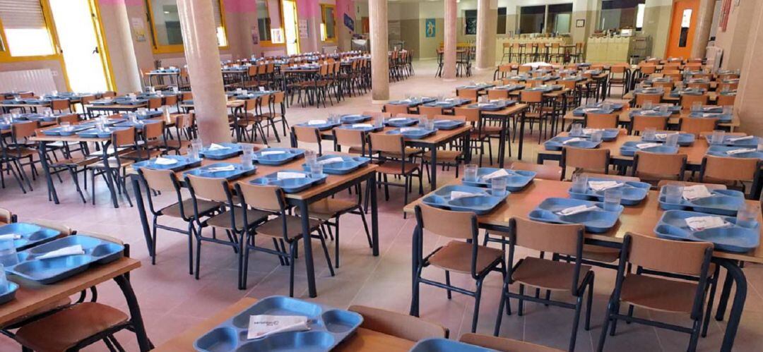 De las 224 solicitudes, 104 fueron admitidas, 61 excluidas por haberse agotado el crédito y 59 excluidas por no haber reunidos los requisitos