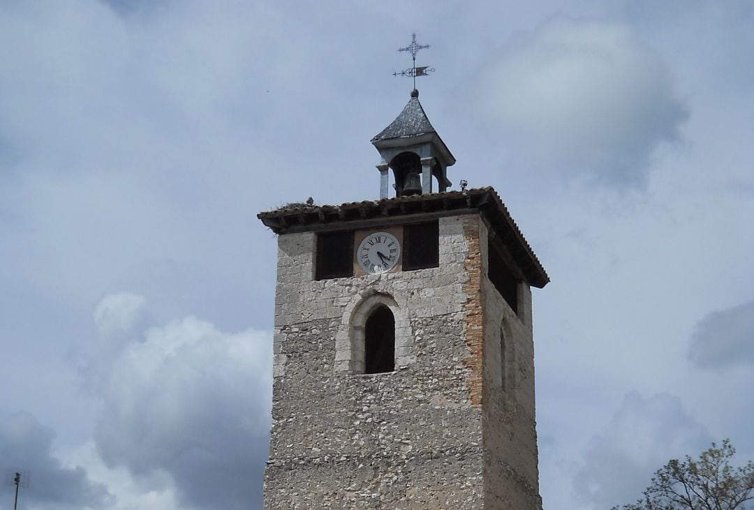 Imagen de la torre del reloj de Peñafiel.