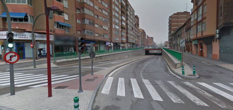 Acceso al túnel de San Isidro desde la Plaza Circular
