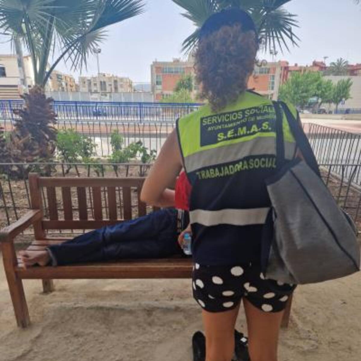 El consistorio murciano atiende a 171 personas vulnerables durante la semana en la 'Operación Calor'
