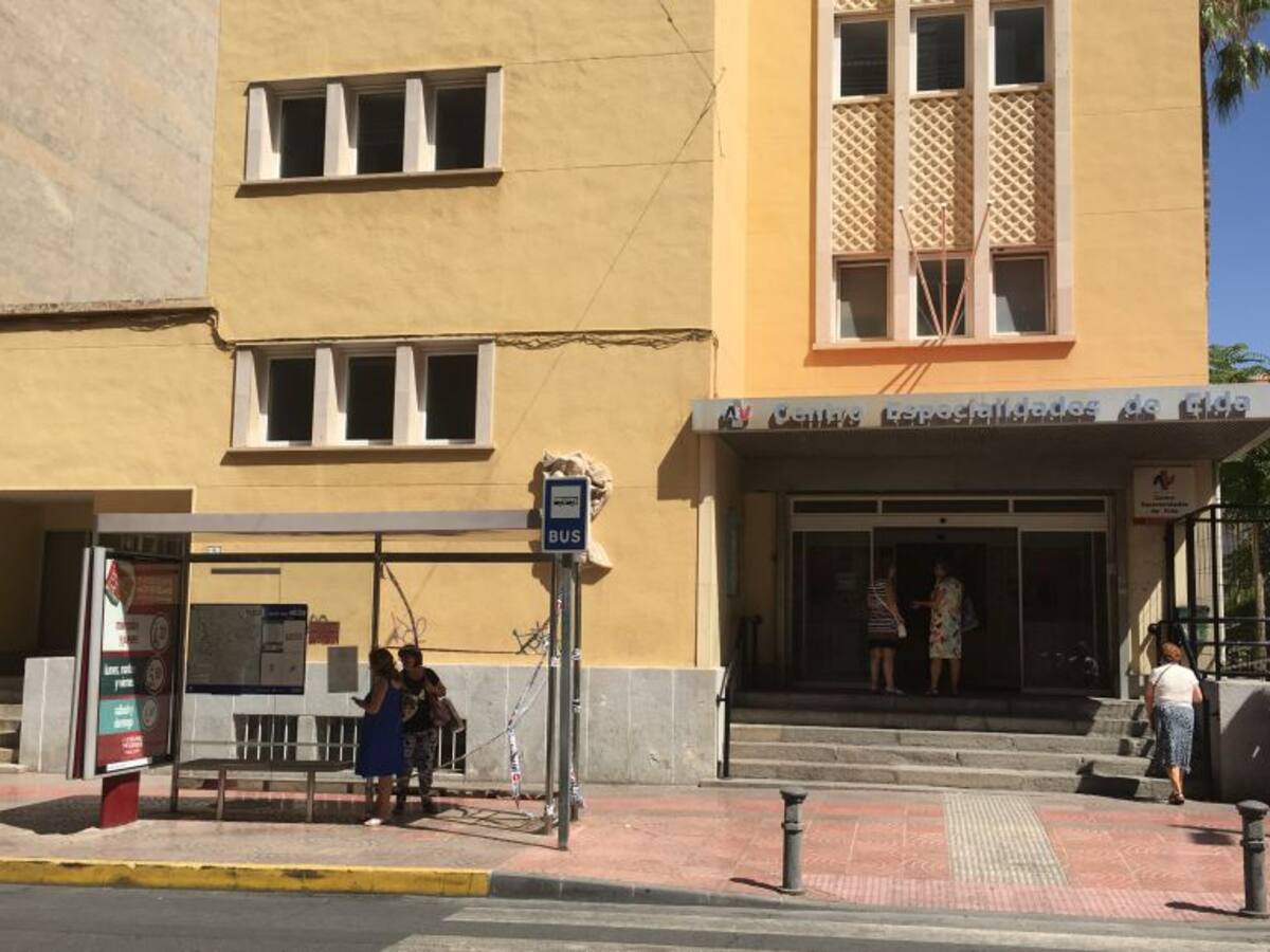 Las esperas en el Centro de Especialidades de Elda se reducen