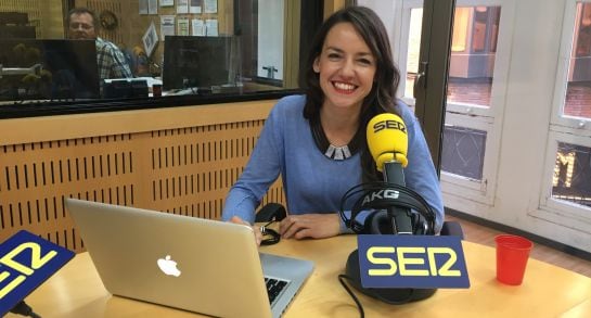 La psicóloga y sexóloga Anna Gil Wittke, se encarga cada miércoles del espacio Hablando Claro, en Hoy por hoy.