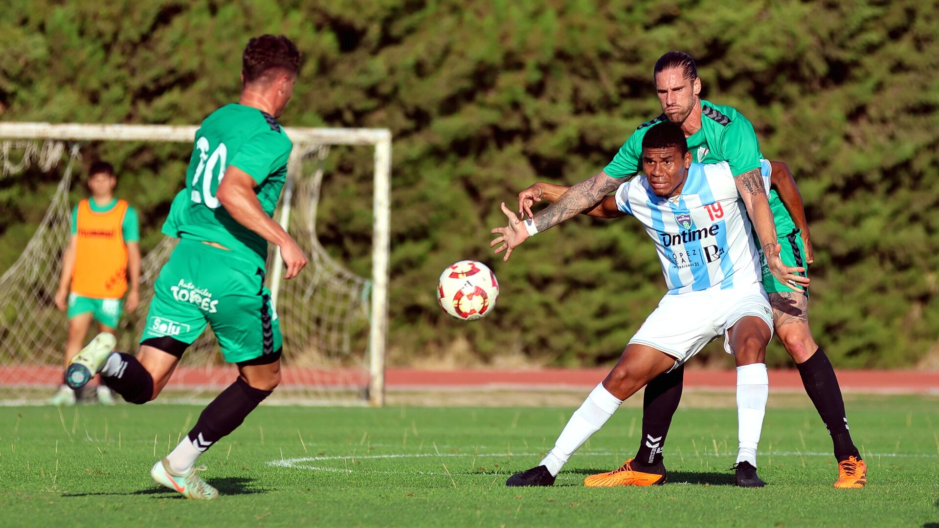 Amistoso entre el Antequera CF y el Malacitano
