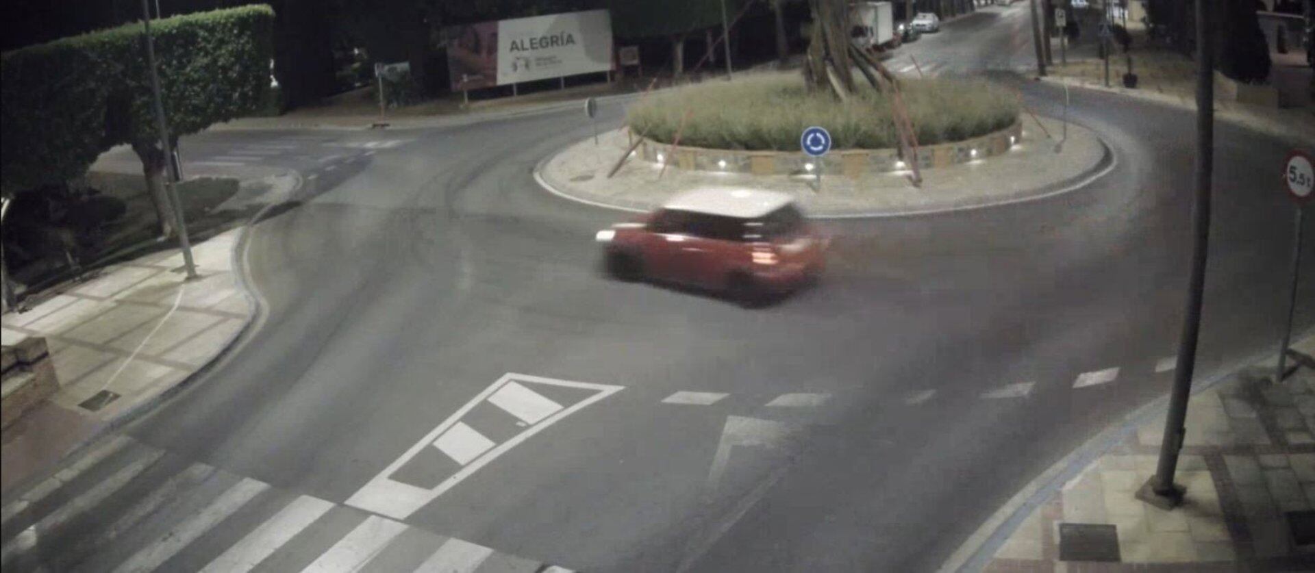 Identificado un conductor en Alhaurín de la Torre por circular de forma temeraria