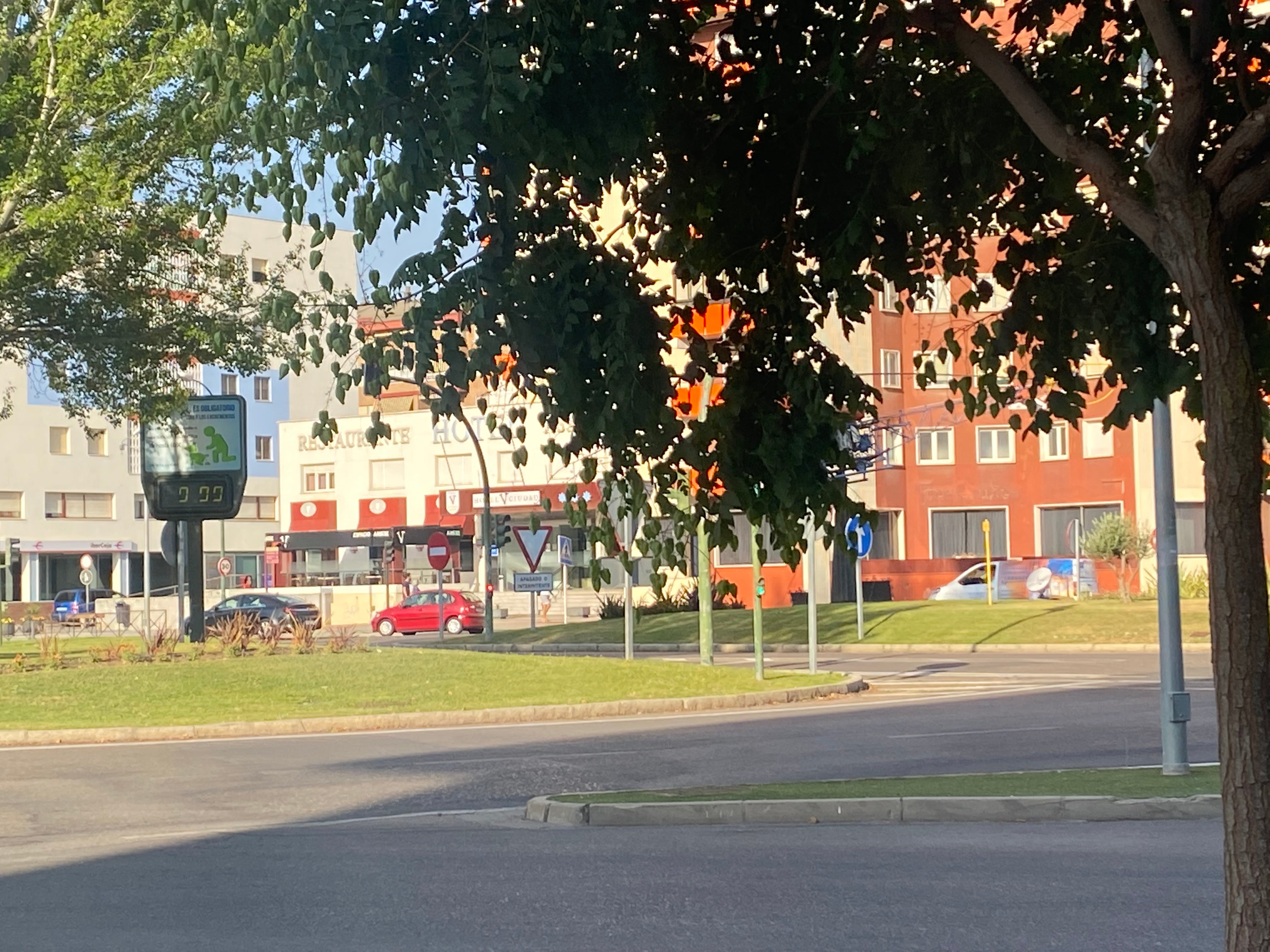 Los termómetros, del calor, ya no saben ni lo que marcan